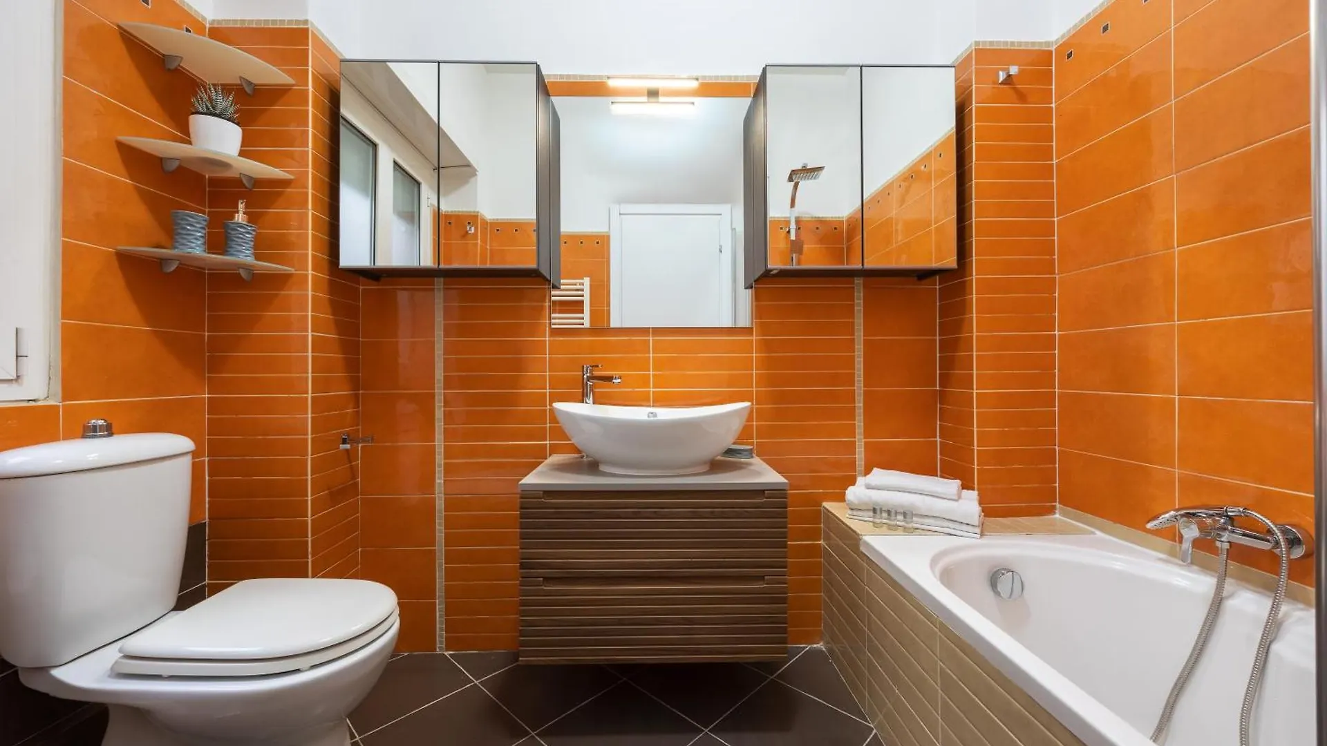 Bed & Breakfast Vaticano84 Gemelli Rome Italy